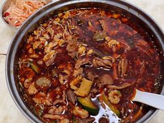 -周良天山牛杂城(天山路总店)