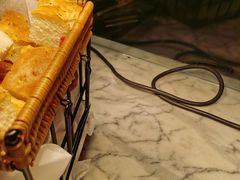 -上海龙之梦万丽酒店