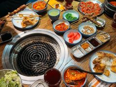 -明洞阿姨·韩式酱蟹烤肉·创意料理(三元桥店)