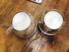 -椰爺爺·椰子冻砵仔糕