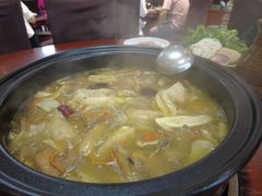 -菌之家·专业纯野生菌火锅·特色炒菌