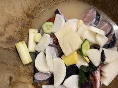 鮰鱼-云中鱼蒸汽石锅鱼(川沙百联店)