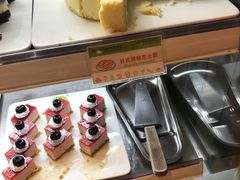 -亚马逊环球美食百汇(新城吾悦广场店)
