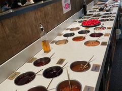 自助调料区-哥老官重庆美蛙鱼头(西湖银泰十一哥店)