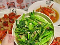 -龙巢盱眙龙虾·牛蛙·烧烤宵夜(八卦岭店)