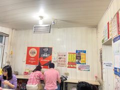 大堂-咱家王新国把子肉(县东巷店)
