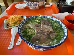 -伊穆祥牛肉面总店·清真