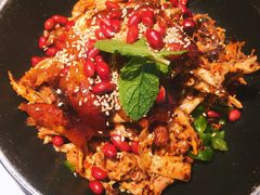 手撕扁担鸡-吃饭皇帝大(解放西路店)