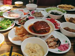 -马武寨驴打滚宴美食村289号(十三陵)