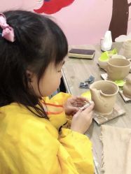 -泥娃娃DIY陶吧(易生活购物公园店)