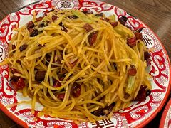 -周记老沈阳焦火鸡架