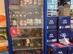 -六弟特色小馆(人民新村店)