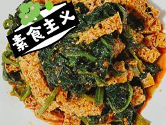 -俭寨大盘鸡·手抓肉·烧烤新疆菜(乌苏路店)