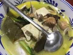 -窄巷子陕菜馆·地道陕西菜(粉巷店)
