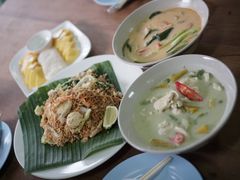 -Kat's Kitchen