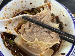 -佳荣老五生态牛肉馆