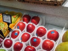 -每日新鲜水果吧(芮欧百货店)