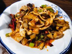 香辣鱿鱼-公寓家常菜馆(海军博物馆店)