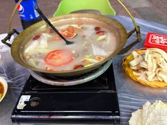 -江湖亮亮蒸虾大排档烤全羊清真(武汉总店)