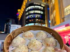 -馋三尺蟹粉小笼(人民广场店)