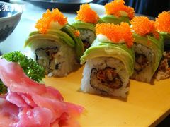 牛油果软壳蟹卷-舞鹤日本料理铁板烧(华侨城店)