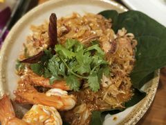 -Chom Cafe and Restaurant