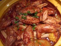 -多嘴超级肉蟹煲(杉杉国潮主题店)