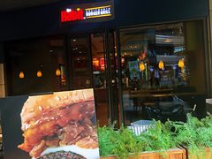 -The Habit Burger Grill 哈比特汉堡(爱琴海店)