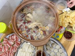 -威邵鸡煲(西华路总店)