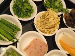 -妈妈故事米线(市府恒隆店)