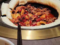 -锅飘飘·东北铁锅炖(雨花客厅店)