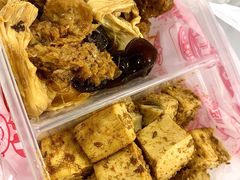 孜然豆包拼老北京素什锦-娘心豆品(方庄店)