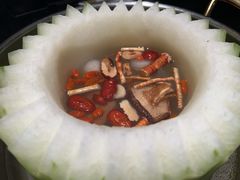 -得意咚瓜·顺德鱼生·冬瓜火锅(深圳首店)