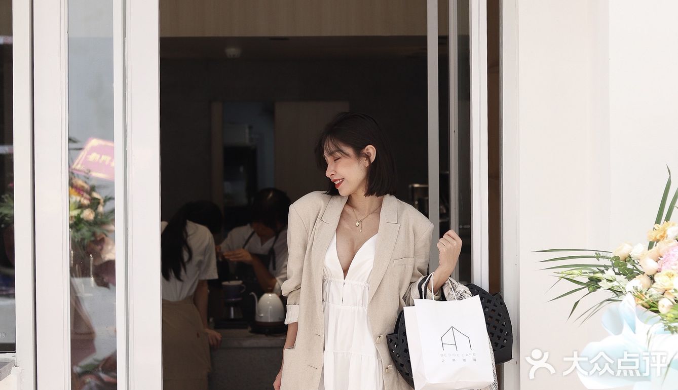 广州新店| 仿佛走进 清迈度假 白房子咖啡店