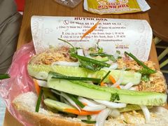 -Bánh Mì Huynh Hoa