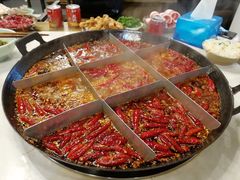 红锅-重庆老火锅王(西安北路店)