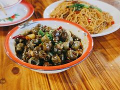 -冶建镜子·老南昌大排档·江西虾王(总店)