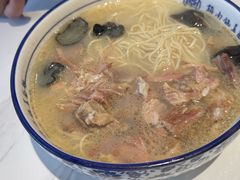 -镇南锅盖面馆(解放路店)