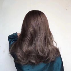 点击看大图 -COMO SALON 烫染可茉发型