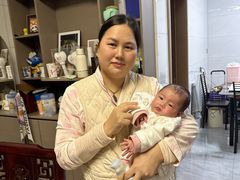 -臻爱住家月嫂育儿嫂(万达店)