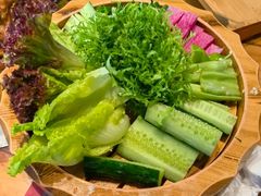-山河屯铁锅炖·非遗东北菜(南山店)