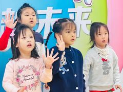 -蓝话筒·少儿成人演讲口才·主持朗诵·戏剧表演(大华第一坊店)