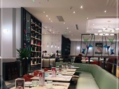 -港丽餐厅(高德置地店)