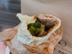 -胡万串饼(轻工大木桥小区店)
