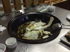 -屯老二农家铁锅炖·行业领军者(梅江店)