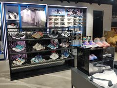 -李宁(大宁国际旗舰店)