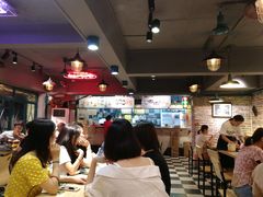大堂-东记甜品(佛山总店)