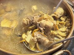 -阿山卓·野生菌火锅·纳西火塘烤肉