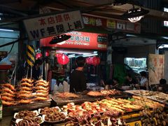 -六合夜市