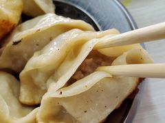 -黄阿姨锅贴大王(万航渡路店)